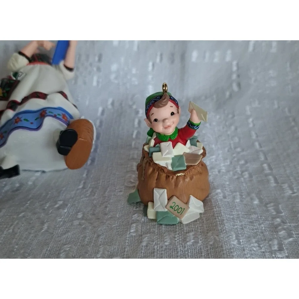 Hallmark Keepsake Ornament Collector's Club  